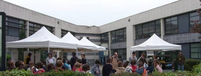 photo-caremba-fete-de-la-science-2007-tentes-br.jpg